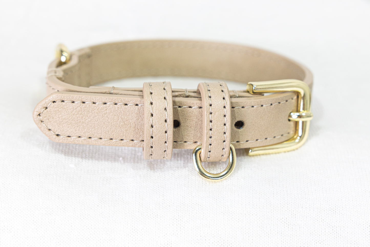 Crème Collar